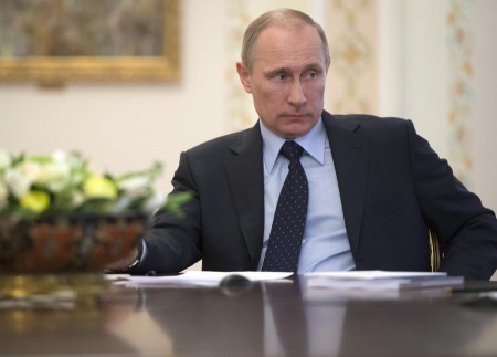 iskra-chel.ru: "Президент, которым мы гордимся!" Владимир Путин направил приветствие участникам и гостям открывающегося в Сочи Международного конкурса молодых исполнителей популярной музыки «Новая волна».