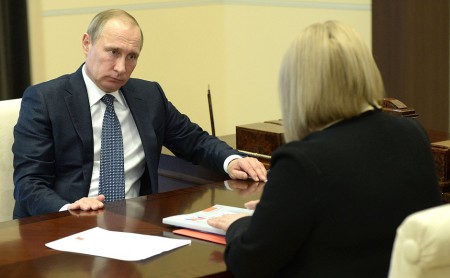 iskra-chel.ru: "Президент, которым мы гордимся!" Владимир Путин провёл встречу с Уполномоченным по правам человека в России Эллой Памфиловой. 