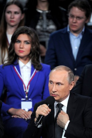 iskra-chel.ru: "Президент, которым мы гордимся!" Владимир Путин принял участие в работе III Медиафорума региональных и местных средств массовой информации «Правда и справедливость».